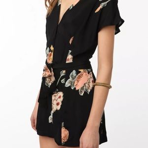UO staring at stars romper